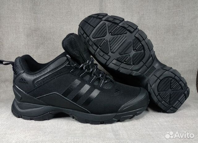 Зимние кроссовки adidas Зимние кроссовки adidas