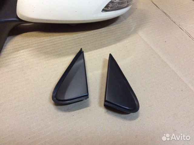 Уголок зеркала Land Cruiser 200 2007-18 Уголок зеркала Land Cruiser 200 2007-18