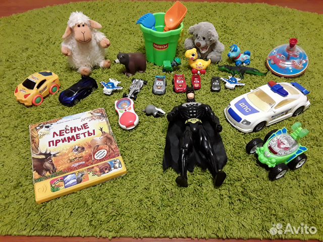 Вещи, обувь и игрушки для мальчика пакетом