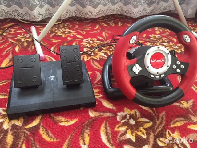 Руль и педали для компьютера Руль и педали для компьютера