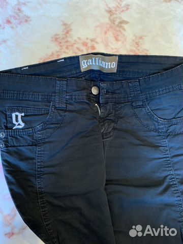 Джинсы Galliano