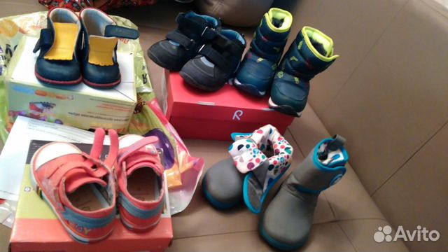 Продам детскую обувь сапоги Crocs, ботинки Reima Продам детскую обувь сапоги Crocs, ботинки Reima