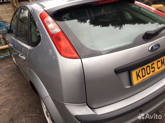 Дверь капот фара бампер Ford Focus 2 Дверь капот фара бампер Ford Focus 2