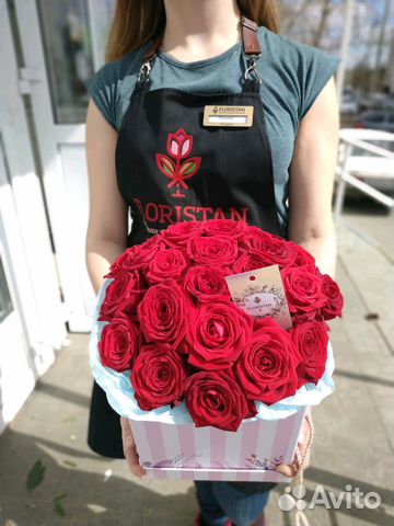 Коробка с розами/ композиции в шляпной коробке