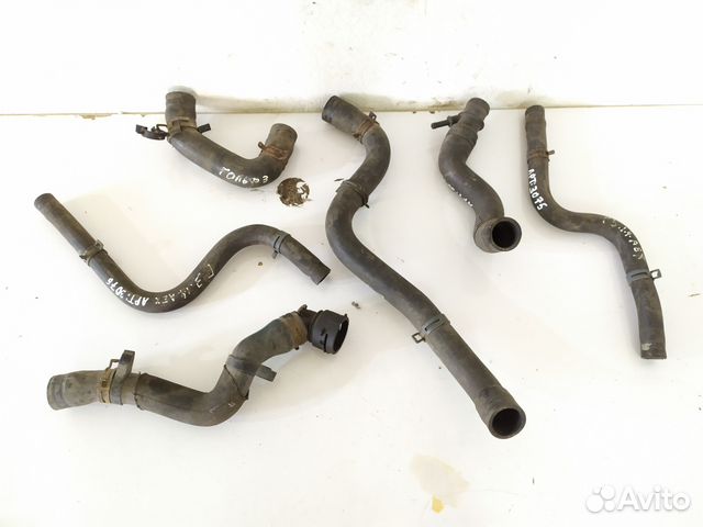 Патрубок VW Golf 3 1991-1997 Патрубок VW Golf 3 1991-1997
