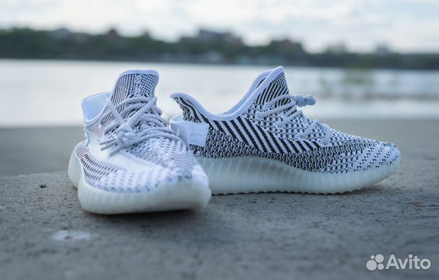 Кроссовки мужские Adidas yeezy 350 Кроссовки мужские Adidas yeezy 350