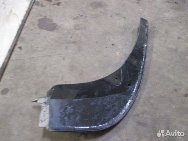 Брызговик передний правый Mazda CX7 (ER) 2006-2009
