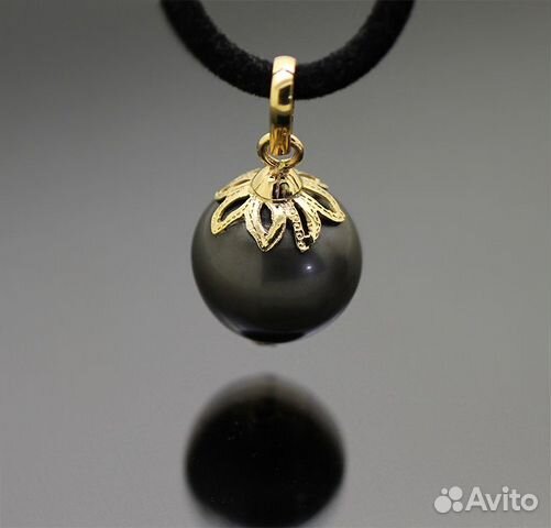 Черная таитянская жемчужина 16 мм, кулон из золота Черная таитянская жемчужина 16 мм, кулон из золота