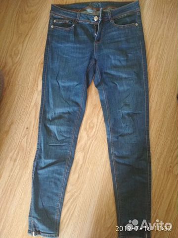 Джинсы Zara размер 36 (на 42) в состоянии новых
