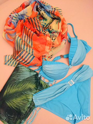 Купальник с парео и сумочкой Купальник с парео и сумочкой