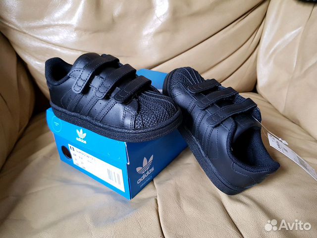 Кроссовки Adidas Superstar новые кожаные 25,26.5 р Кроссовки Adidas Superstar новые кожаные 25,26.5 р