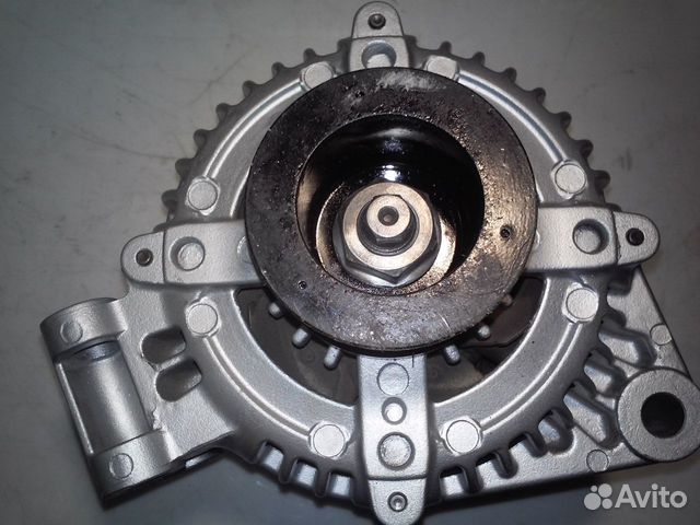 Генератор Land Rover Range Rover Discovery 4.4L