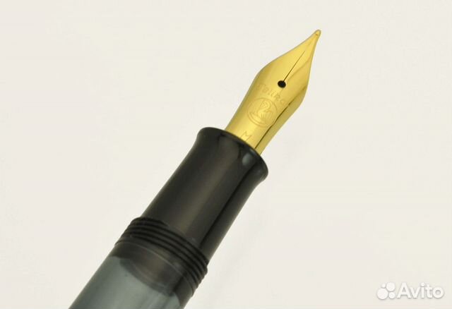 Авторучка pelikan перо M Германия