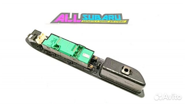 Блок управления стеклоподъемниками правый Subaru Блок управления стеклоподъемниками правый Subaru