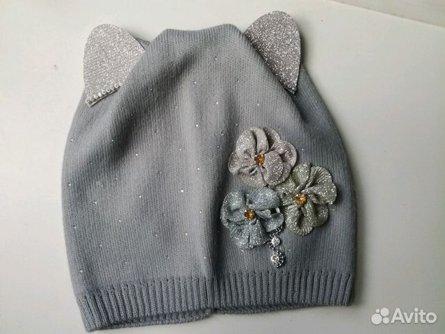 2 Шапки новые на 7-9 лет шапка-кошечка 2 Шапки новые на 7-9 лет шапка-кошечка
