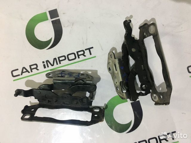 Мерседес w204 Петля капота левая 204 Мерседес w204 Петля капота левая 204