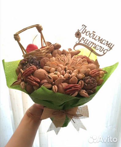 Букеты учителям, воспитателям, тренерам