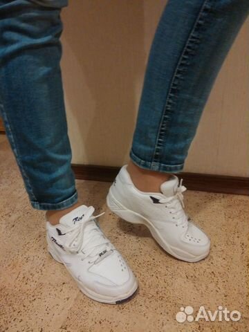 Новые кроссовки Peak из нат. кожи, размеры 37-38 Новые кроссовки Peak из нат. кожи, размеры 37-38