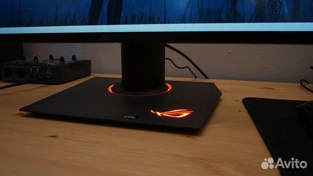 Asus ROG Swift PG279Q Asus ROG Swift PG279Q