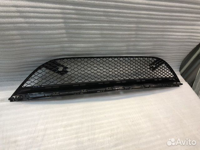 Решетка в бампер на Mercedes W222 AMG