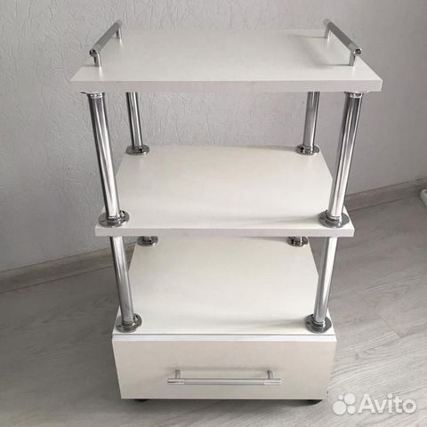 Столик косметолога, этажерка Столик косметолога, этажерка