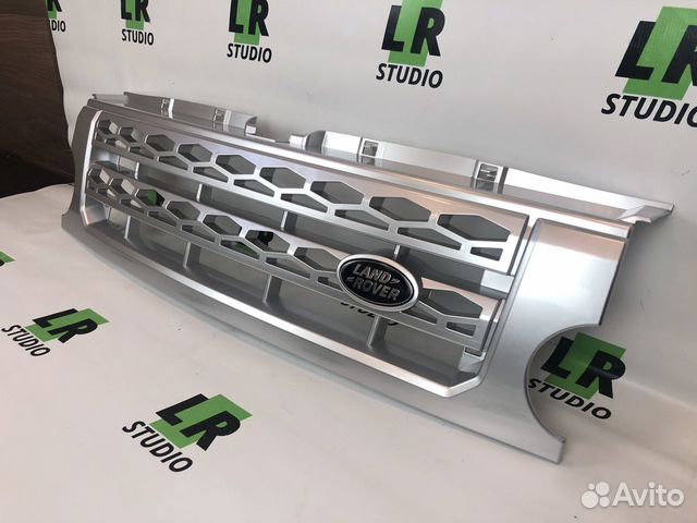 Решетка серая Land Rover Discovery 3 (стиль 2015) Решетка серая Land Rover Discovery 3 (стиль 2015)