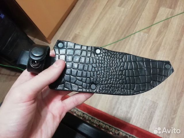 Нож