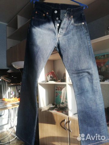 Джинсы Levis