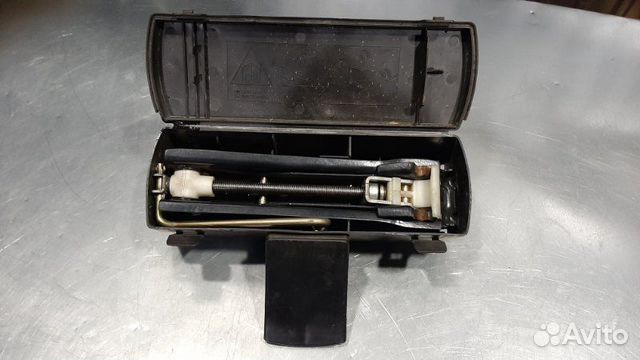 Домкрат Peugeot 206 2B TU3JP 2009 Домкрат Peugeot 206 2B TU3JP 2009