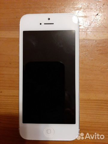 Телефон iPhone 5 16гб