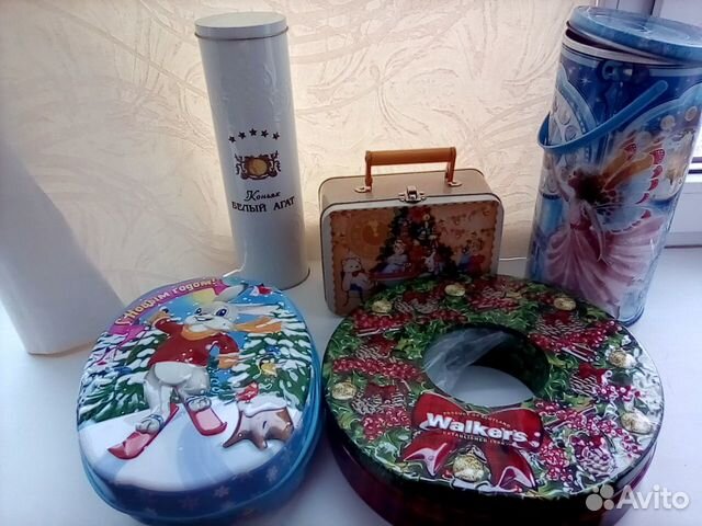 Жестяная коробка Новый год кремлёвский подарок