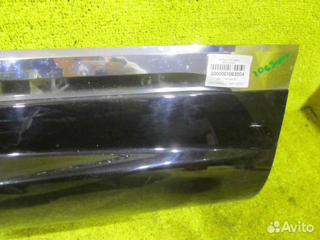 Накладка двери задняя левая VW Touareg 2 NF (10-18