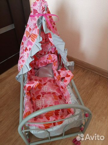Кроватка для кукол фирмы Гуливер в отл.состоянии Кроватка для кукол фирмы Гуливер в отл.состоянии