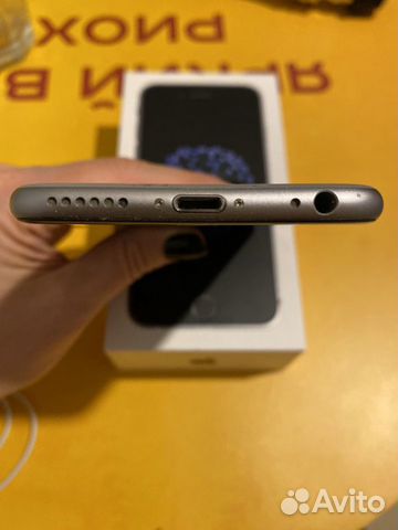 Телефон iPhone