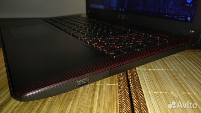 Игровой ноутбук Asus