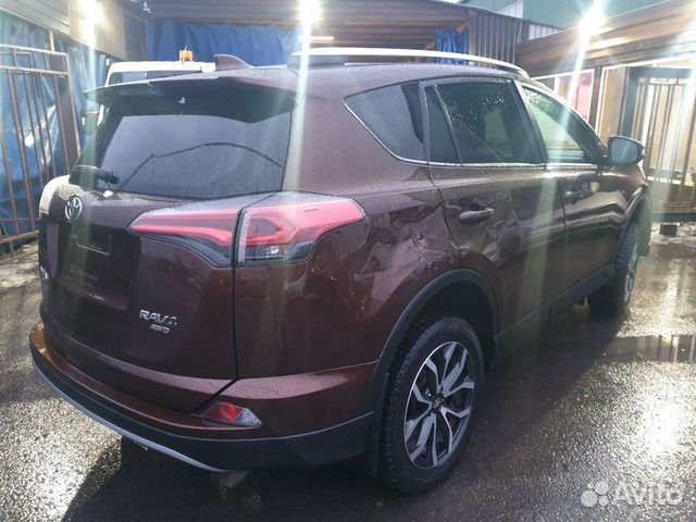Toyota RAV4 2.5 AT, 2016, битый, 60 000 км Toyota RAV4 2.5 AT, 2016, битый, 60 000 км