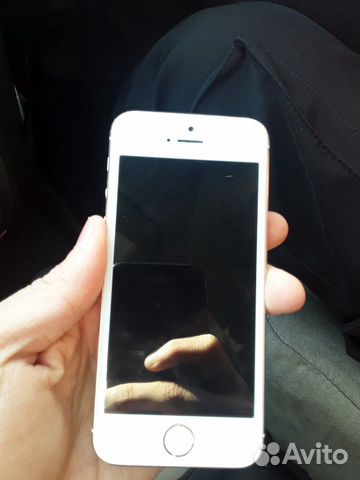 Телефон iPhone