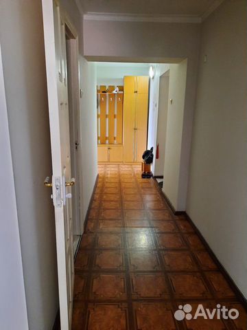 2-к квартира, 70 м², 4/5 эт. 2-к квартира, 70 м², 4/5 эт.