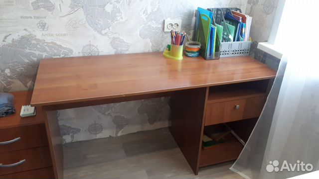 Стол