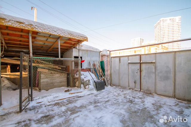 Дом 218 м² на участке 3.3 сот. Дом 218 м² на участке 3.3 сот.
