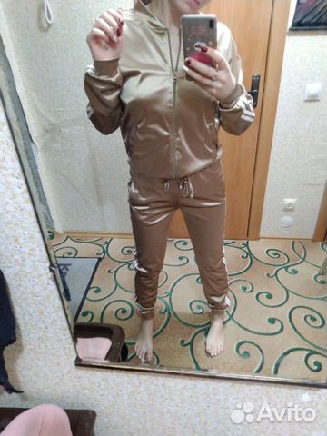 Спортивный костюм Спортивный костюм