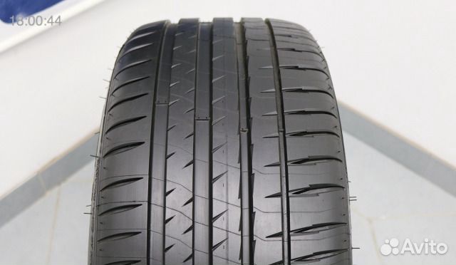 275 40 R19 105(Y) XL Michelin Pilot Sport 4 S TL 275 40 R19 105(Y) XL Michelin Pilot Sport 4 S TL