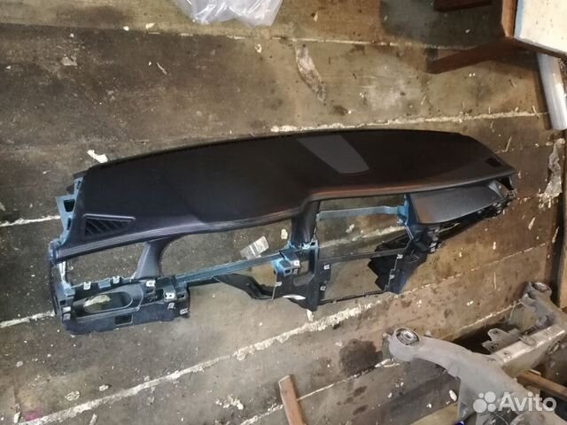 Панель приборов кожа nappa BMW 7 F01 F02 Панель приборов кожа nappa BMW 7 F01 F02