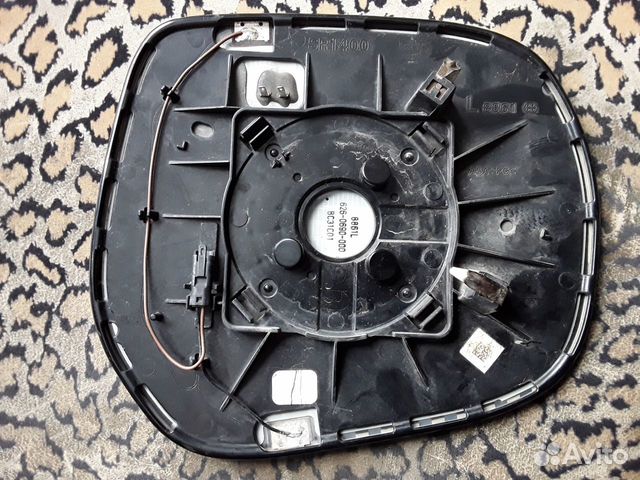 Зеркальные элементы Toyota Land Cruiser 200 оригин