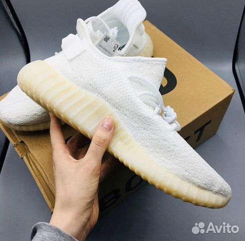 Кроссовки Yeezy Boost Кроссовки Yeezy Boost