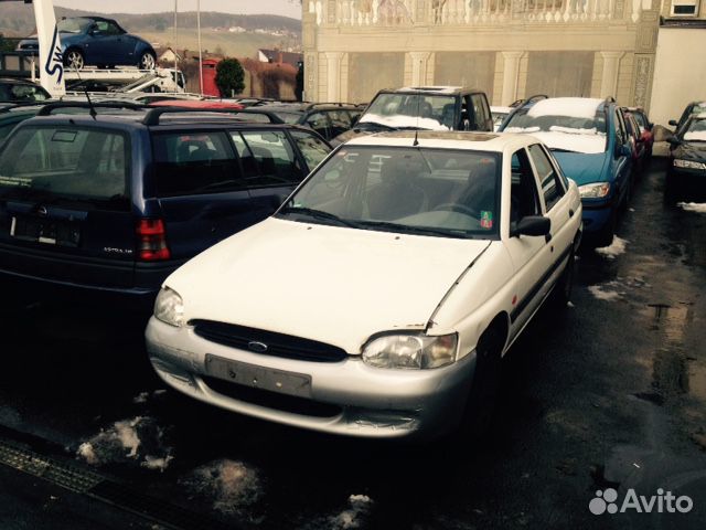 Разбор на запчасти Ford Escort 1995-1998