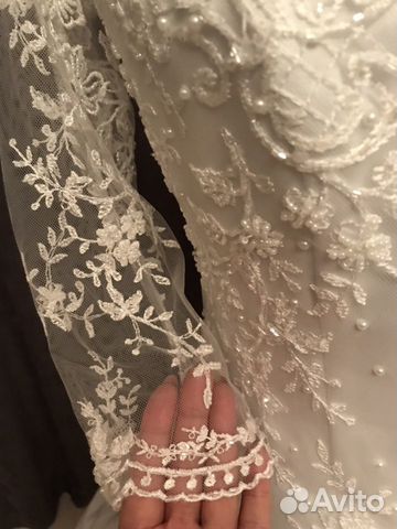 Модное свадебное платье с рукавом Модное свадебное платье с рукавом