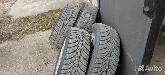 Goodyear UltraGrip ice WRT Goodyear UltraGrip ice WRT