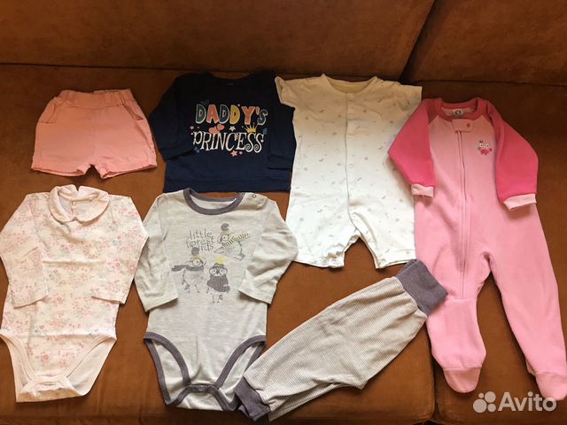 Детская одежда для девочки на 1-1,5 года пакетом Детская одежда для девочки на 1-1,5 года пакетом