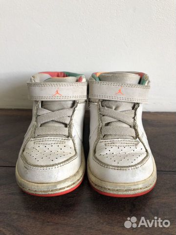 Кроссовки Nike (Джорданы) Кроссовки Nike (Джорданы)